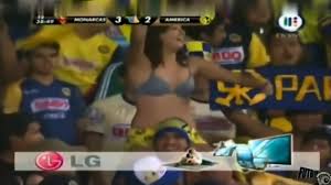 Football Fan Tits Flashing Caught On Cam - EPORNER