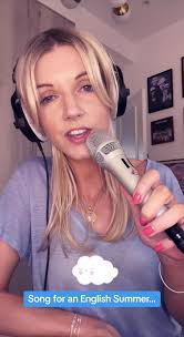 Clouds 💕 ⛅️ 🌧️ #Bread #Cloudssong #Clouds #70svibes #cloudscover  #breadcover #americana #davidgatesandbread #davidgatessong #americana  #dreamsongs #thecarpenters