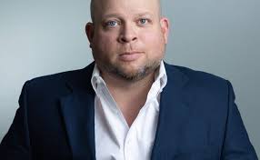 Kyle Kelso's Instagram, Twitter & Facebook