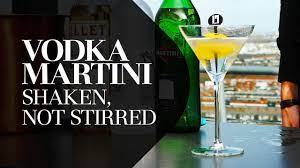 Vodka Martini James Bond Cocktail 1 English James Bond Nederland 4k Youtube