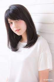 清楚なミディアム 5つの 黒髪ストレート ヘアカタログ 美人部 夏 髪型 両家顔合わせ 髪型 髪型