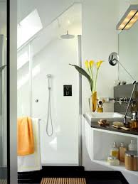 Das Minibad Badezimmer Mit Schrage Badezimmer Dachschrage Bad Mit Dachschrage