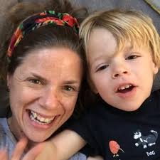 Kate Gomes (kbgo81@)