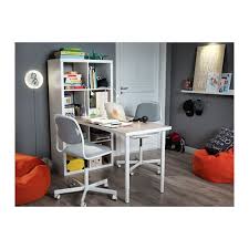 Linnmon Olov Table Ikea The Table Can Be Moved Across The Floor Without Worry Because The Plastic Fe Schreibtischkombination Kallax Schreibtisch Ikea Linnmon