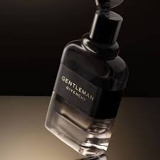 His natural, refined elegance is a reflection of the times. Givenchy Gentleman Boisee