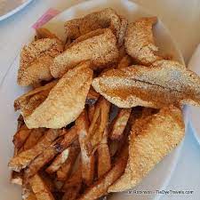 The Catfish Hole Remarkable Hush Puppies And Family Service In Alma Tie Dye Travels With Kat Robinson Arkansas S Most Respe Catfish Recipes Food Catfish
