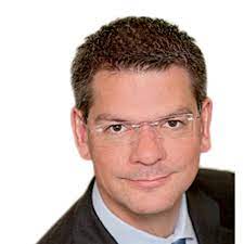 For axel bauer, who hit the top of the french charts early in his musical life with the 1983 single, cargo de nuit, it was the result of years of hard work and not succumbing to the trappings and pitfalls of fame for a second time. Dr Axel Bauer Geschaftsfuhrer Hih Innovation Hub Xing