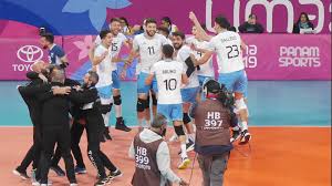 La selección de voleibol de argentina es el equipo nacional de voleibol masculino de argentina, controlado por la federación de voleibol argentino (feva). Otro Oro Para Argentina El Seleccionado De Voley Masculino Vencio A Cuba Y Se Subio A Lo Mas Alto Del Podio En Los Juegos Panamericanos Infobae
