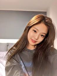 Jennie studied abroad in new zealand. Pin By Okta R F On Blackpink Jennie Blackpink Jennie Beauty Jennie Kim Blackpink