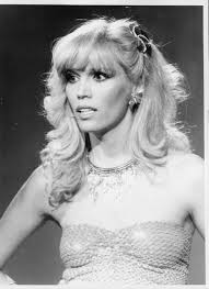 Amanda Lear Foreveramandalearblog
