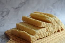 Dongeng merupakan salah satu jenis cerita yang akrab dengan kita. 3 Tips Sederhana Agar Roti Tawarmu Lebih Tahan Lama