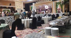 Harga sewa tenda yang kami tawarkan bersaing, ( kami menawarkan harga langsung dan masih dapat di discount lagi jika penyewaan tenda dalam jumlah banyak. 5 Daftar Gedung Pernikahan Di Jakarta Barat Harga Sewa 2021