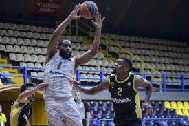 Μετά τον μπότο, η g.a eagles θέλει και τον μαχαίρα! Super Cup Ekplh3h O Promh8eas Sto Kanabatso H Aek Ola Prasina