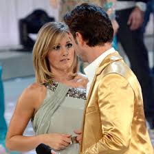 Eine davon zeigt das gesicht seiner freundin helene fischer. Helene Fischer Warum Tut Ihr Florian Das An Helene Fischer Florian Silbereisen Florian Silbereisen Florian