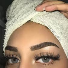 Looking down, support underneath your lashes with your pointer finger. Permanent Eyelash Extension Cost Salons That Do Eyelashes Where To Buy The Best Eyelashes 20190503 Makeup Eyelashes Eyelash Extensions Styles Lashes Makeup