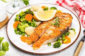 Grilled Salmon Steak With Vegetables Salmon Steak Grilled Salmon How To Grill Steak