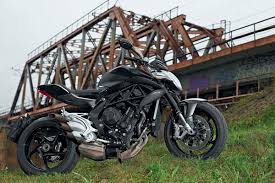 Обзор мотоцикла MV Agusta Brutale 800RR 2017: особенности и характеристики