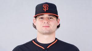 D-backs acquire reliever Cody Hall from Giants