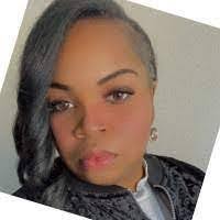 Stephanie Labove's Instagram, Twitter & Facebook