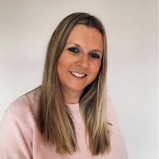 Beverly Beggs's Instagram, Twitter & Facebook