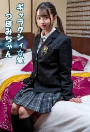 Explore the depths of FSDSS-895 with Kaede Karen's explicit porn photos