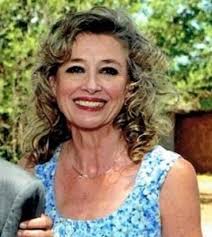 Joleen Thompson's Instagram, Twitter & Facebook