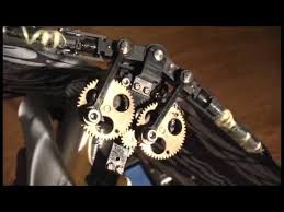 Flapping Wing Mechanism Design Wing Plunge Pitch And Glide Lead Lad Motion Youtube Mechanical Art Cosplay Wings Glide