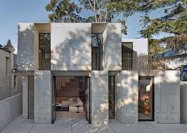 Chunky Concrete Slabs Alternate With Deeply Recessed Windows On The Exterior Of This Sydney House Extension Concrete House Architecture Staircase Design