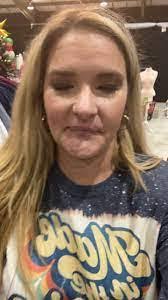 Vanessa Driskell's Instagram, Twitter & Facebook