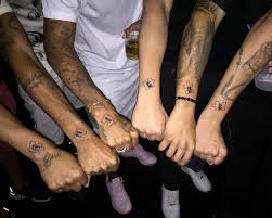 We did not find results for: Matching Puzzle Piece On Neymar And His Friends