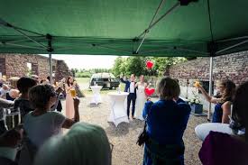 Kloster café haus hohenbusch haus hohenbusch 41812 erkelenz 1722072073. Standesamtliche Hochzeit In Erkelenz Mit Grosser Party Mediapohl Hochzeitsreportagen Aus Aachen