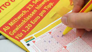 Lotto gewinnabfrage eine einfache möglichkeit herauszufinden, ob sie im lotto gewonnen haben. Lotto Spieler Aus Reutlingen Gewinnt 11 3 Millionen Euro Aber Holt Das Geld Nicht Ab Baden Wurttemberg