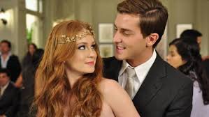 She is an actress, known for totalmente demais (2015), império (2014) and escrito nas estrelas (2010). Marina Ruy Barbosa Comenta Casamento Do Ex Namorado Klebber Toledo