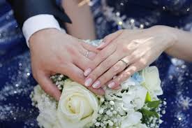 兩人的結婚消息一曝光，立刻登上推特的熱搜排行第一，許多網友獻上祝福，「太好了」、「恭喜結婚」、「我的cp成真了」、「倆人一定會幸福」，也有網友哭喊，「我不同 更多華視新聞報導 疫情來襲 華視mlb主播籲球迷勿出門在家看好球 ｢古畑任三郎｣田村正和病逝 享壽77歳 新垣結衣升格當媽媽! æ–°åž£çµè¡£ãŒçµå©š ãŠç›¸æ‰‹ã¯ å¦Šå¨ ã‚„æ­´ä»£ã®è±ªè¯å½¼æ°ã¾ã¨ã‚ 2020çµå©šç™ºè¡¨ Anser