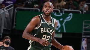 Betting stats and traditional stats for milwaukee bucks player khris middleton, including game logs and historical stats. Nba Playoffs 2021 Khris Middleton Downplays Big Bounce Back Performance In Crucial Game 3 Victory For The Bucks Nba Com Canada The Official Site Of The Nba