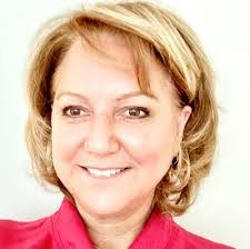 Alyssa Noll's Instagram, Twitter & Facebook