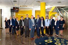 Die starke bank an ihrer seite | austrian anadi bank ag. Austrian Anadi Bank Ein Starkes Team In Der Region Wolfsberg Lavanttal