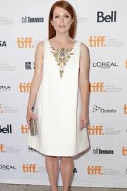 Julianne moore was born julie anne smith in fort bragg, north carolina on december 3, 1960, the daughter of anne (love), a social worker. Julianne Moore In Chanel 2014 Fall Couture Vogue India
