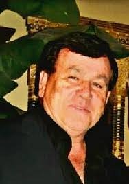 Donna Hash's Instagram, Twitter & Facebook