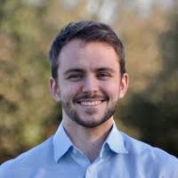 300+ perfiles de «Daniel De»