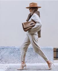 Eva R On Instagram Perfection Ritamargari Inspo Inspiration Fashion Fashionist Fashionlook Fashionlover Fashionaddict Style Moda Ide In 2020 Modestil Street Style Fur Frauen Stil