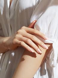 Press them on and pop them off whenever you like! Nude Peach Pink Coffin Nails Static Nails