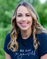 Gabrielle Neely's Instagram, Twitter & Facebook