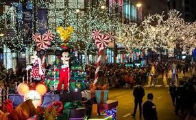 The Bmo Harris Bank Magnificent Mile Lights Festival Is Saturday Nov 22 On Michigan Ave From Oak St To Magnificent Mile Chicago Tourism Chicago City Guide