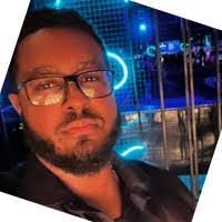 Clint Paschall's Instagram, Twitter & Facebook