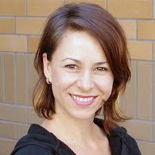 Debra Worth's Instagram, Twitter & Facebook