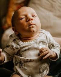 It was such a great experience meeting baby Grayson Wolfe for the first  time❤️❤️❤️!! Look at his presh wolf outfits😭 Last slide is a favorite from  his momma & daddy's maternity shoot☺️👇🏼 -