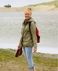 Jolene is a real woman. House Hunting For The Jackal Resource Wageningenur Nl