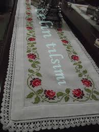 Imagens De Caminho De Mesa Em Ponto Cruz Pin De Gizemce Seyler Em Ideias Bordado Ponto Cruz Trilho Mesa Croche Caminho De Croche