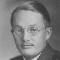 Chas Ford's Instagram, Twitter & Facebook